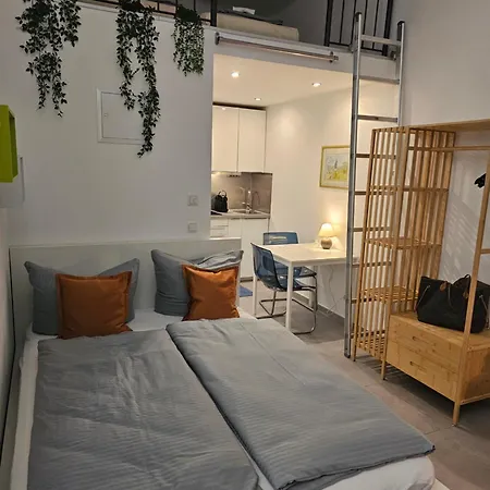 Aparthotel Estelada Boarding - Bogenhausen Munich